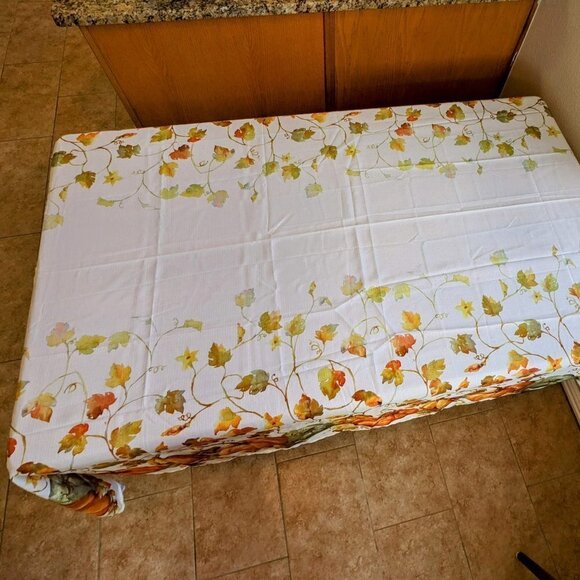 Pumpkin Patch Fall Leaves Rectangle Tablecloth 60"x84" - Picture 3 of 5